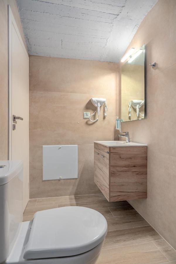 Costa Vasia Boutique Apartments Vrahati Buitenkant foto