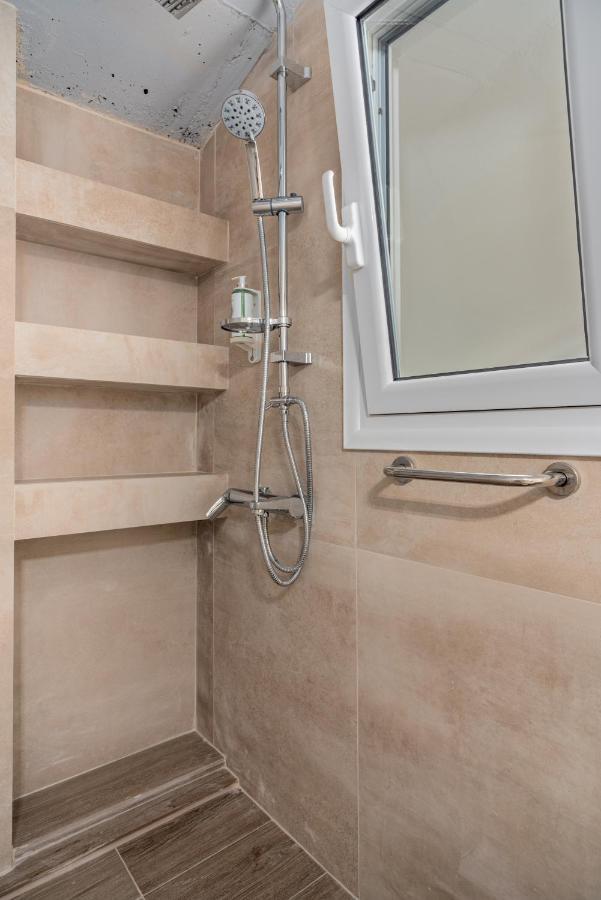 Costa Vasia Boutique Apartments Vrahati Buitenkant foto